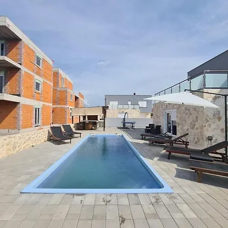 Willa Vacation House Privlaka *